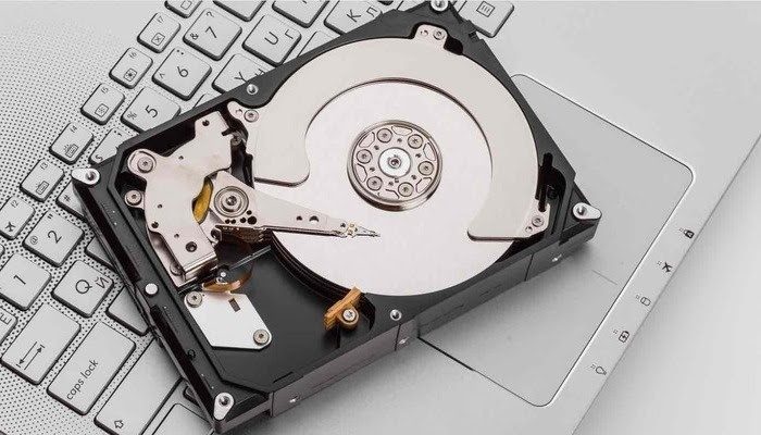 Laptop phát ra âm thanh lạ?